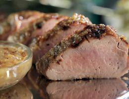 Immagine 4 di LAMBRUSCO DI SORBARA  D.O.C. RIFERMENTATO IN BOTTIGLIA VIGNA DEL PADRE PODERI FIORINI