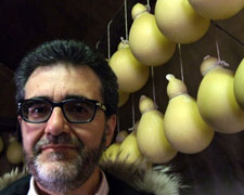 Immagine 1 di Caciocavallo Podolico Gargano