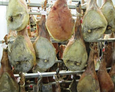 Immagine 1 di PROSCIUTTO CRUDO DI CINTA SENESE