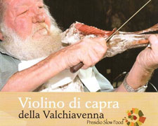 Immagine 1 di PROSCIUTTO CRUDO VIOLINO VALCHIAVENNA SALUMI CURTO