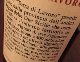 Immagine 2 di ROCCAMONFINA ROSSO I.G.T. TERRA DI LAVORO