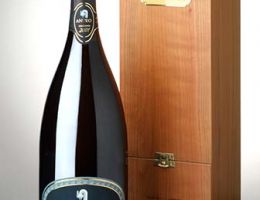 Immagine 2 di O.P. PINOT NERO BRUT METODO CLASSICO D.O.C.  RISERVA DEL POETA CANTINA ANTEO