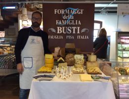 Immagine 2 di PECORINO LO SCUDO FAUGLIA