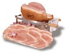 Immagine 1 di PROSCIUTTO COTTO TRIESTE  CON OSSO SALUMIFICIO SFREDDO