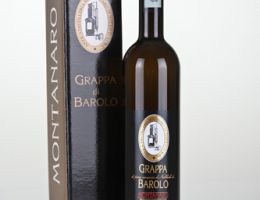 Immagine 1 di GRAPPA BAROLO STRAVECCHIA BOTTIGLIA NERA DISTILLERIA MONTANARO