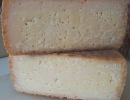 Immagine 1 di PECORINO  DI CARMASCIANO STAGIONATO OLTRE 12 MESI