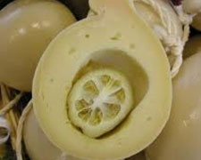 Immagine 1 di PROVOLA CON CUORE AL LIMONE