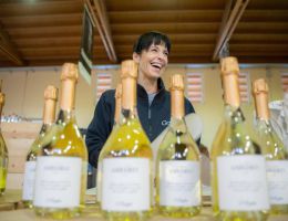 Immagine 4 di LESSINI DURELLO RISERVA D.O.C. AMEDEO SPUMANTE METODO CLASSICO PAS DOSE'