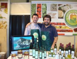 Immagine 1 di OLIO EXTRAVERGINE DI OLIVA CULTIVAR RAZZOLA QUALITA' SUPERIORE