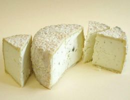 Immagine 1 di FORMAGGIO DI CAPRA AL PEPE VERDE