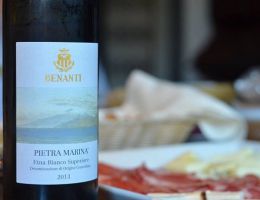 Immagine 3 di ETNA CARRICANTE BIANCO SUPERIORE D.O.C. PIETRA MARINA