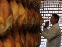 Immagine 2 di PROSCIUTTO CRUDO SAN DANIELE DEL FRIULI D.O.P.