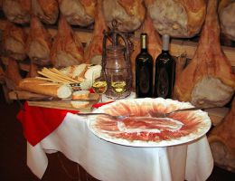 Immagine 4 di PROSCIUTTO CRUDO SAN DANIELE DEL FRIULI D.O.P.