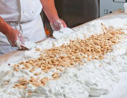 Immagine 4 di TORRONE MORLACCHI