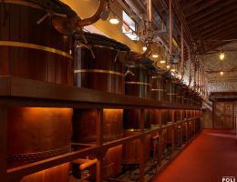 Immagine 4 di ACQUAVITE DI VINACCIA ELEVATA IN LEGNO DISTELLERIA POLI 1898