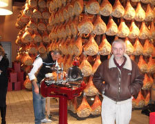 Immagine 2 di PROSCIUTTO CRUDO DI PARMA D.O.P. MAGNUS