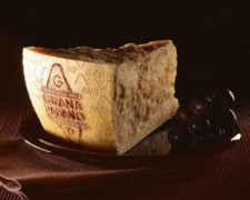 Immagine 2 di GRANA PADANO D.O.P. 30 MESI CONVENZIONALE LATTERIA SAN PIETRO MN 474