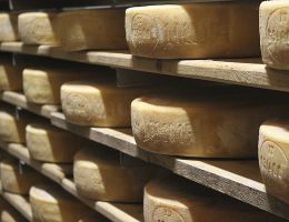 Immagine 3 di FORMAI DE MUT D.O.P. DELL'ALTA VALLE BREMBANA