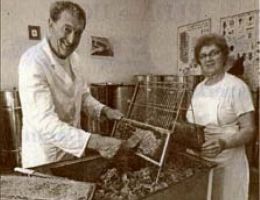 Immagine 1 di IL MIELE DI CILIEGIO DI GARBAGNA APICOLTORI ELDA E UGO GENTILE