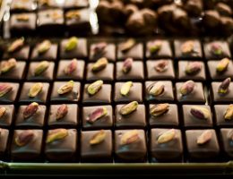 Immagine 2 di PRALINE DI CIOCCOLATO FONDENTE PASTICCERIA FELICETTO