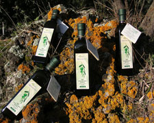 Immagine 2 di OLIO EXTRAVERGINE DI OLIVA D.O.P MONTE ETNA CULTIVAR NOCELLARA ETNEA BIO MONTE ARSO