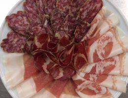 Immagine 2 di COPPA & PANCETTA AGRI CASCINA DI MEZZO