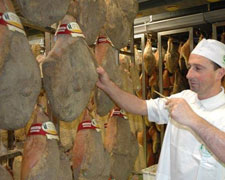 Immagine 2 di COSCIO STAGIONATO DI SUINO PESANTE