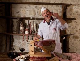 Immagine 5 di PROSCIUTTO CRUDO STAGIONATO  CINQUE STAGIONI