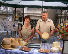 Immagine 1 di Pecorino stagionato in grotta