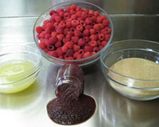 Immagine 1 di MARMELLATA DI LAMPONI DE.CO AGRI NON SOLO PICCOLI FRUTTI