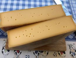 Immagine 1 di BITTO D.O.P. BIO VAL DI SONA ​​​​​​​CASEIFICIO LA TAIADA