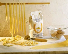 Immagine 1 di PASTA ARTIGIANALE D'AUTORE DI SEMOLA DI GRANO DURO TRAFILATA AL BRONZO