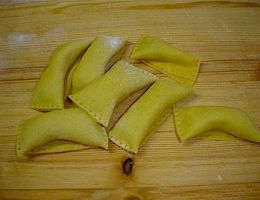 Immagine 2 di RAVIOLI A CUSCINO