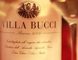 Immagine 4 di CASTELLI DI JESI VERDICCHIO RISERVA D.O.C.G. CLASSICO VILLA BUCCI