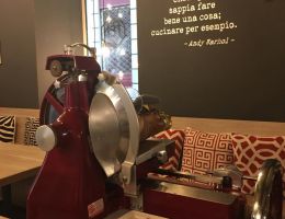 Immagine 4 di PROSCIUTTO CRUDO DI PARMA D.O.P. GRAN RISERVA 24 MESI