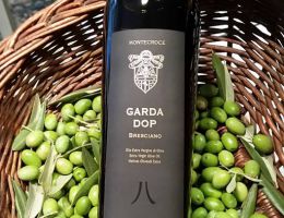 Immagine 1 di OLIO EXTRAVERGINE DI OLIVA GARDA BRESCIANO D.O.P. DI CATEGORIA SUPERIORE MONTECROCE