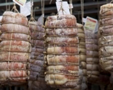 Immagine 2 di SALSICCIA INCARTATA SALUMIFICIO FRATELLI CELIN