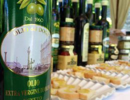 Immagine 1 di OLIO EXTRAVERGINE DI OLIVA COLLI EUGANEI D.O.P. OLIO DEI DOGI