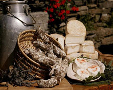 Immagine 2 di FORMAGGELLA DI CAPRA A LATTE CRUDO DELLA VALGRANDE CASEIFICIO CORTE MERINA