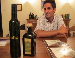 Immagine 1 di OLIO EXTRAVERGINE DI OLIVA D.O.P. COLLINE TEATINE DI QUALITA' SUPERIORE