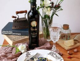 Immagine 2 di OLIO EXTRAVERGINE DI OLIVA CULIVAR NERA D'OLIENA  ALTA QUALITA' GHERMANU