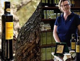 Immagine 1 di OLIO EXTRAVERGINE DI OLIVA CANINO D.O.P.