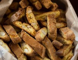 Immagine 4 di BISCOTTI DI PRATO SACCHETTO BLU ANTONIO MATTEI