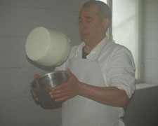 Immagine 2 di FIORE SARDO D.O.P. AFFUMICATO