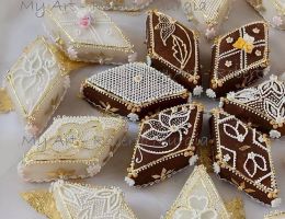 Immagine 1 di MUSTAZZOLEDDUS DOLCI DELLA TRADIZIONE SARDA DURKE DOLCI