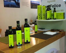 Immagine 2 di OLIO EXTRAVEGINE DI OLIVA GARDA BRESCIANO D.O.P. DI QUALITA' SUPERIORE AGRICOLA SAN FELICE