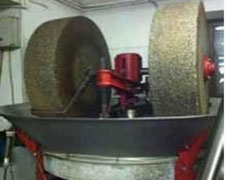 Immagine 1 di OLIO EXTRAVERGINE DI OLIVA D.O.P. GARDA TRENTINO FRANTOIO IVO BERTAMINI