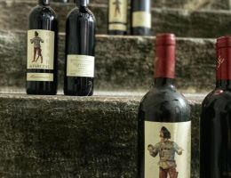 Immagine 4 di HUSAR MARZEMINO TRENTINO SUPERIORE D’ISERA D.O.C. DE TARCZAL VINI