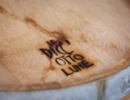 Immagine 3 di LE DICIOTTO LUNE GRAPPA STRAVECCHIA DISTILLERIA MARZADRO