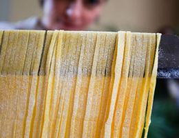 Immagine 5 di TAGLIATELLE DI SEMOLA DI GRANO DURO ALL'UOVO